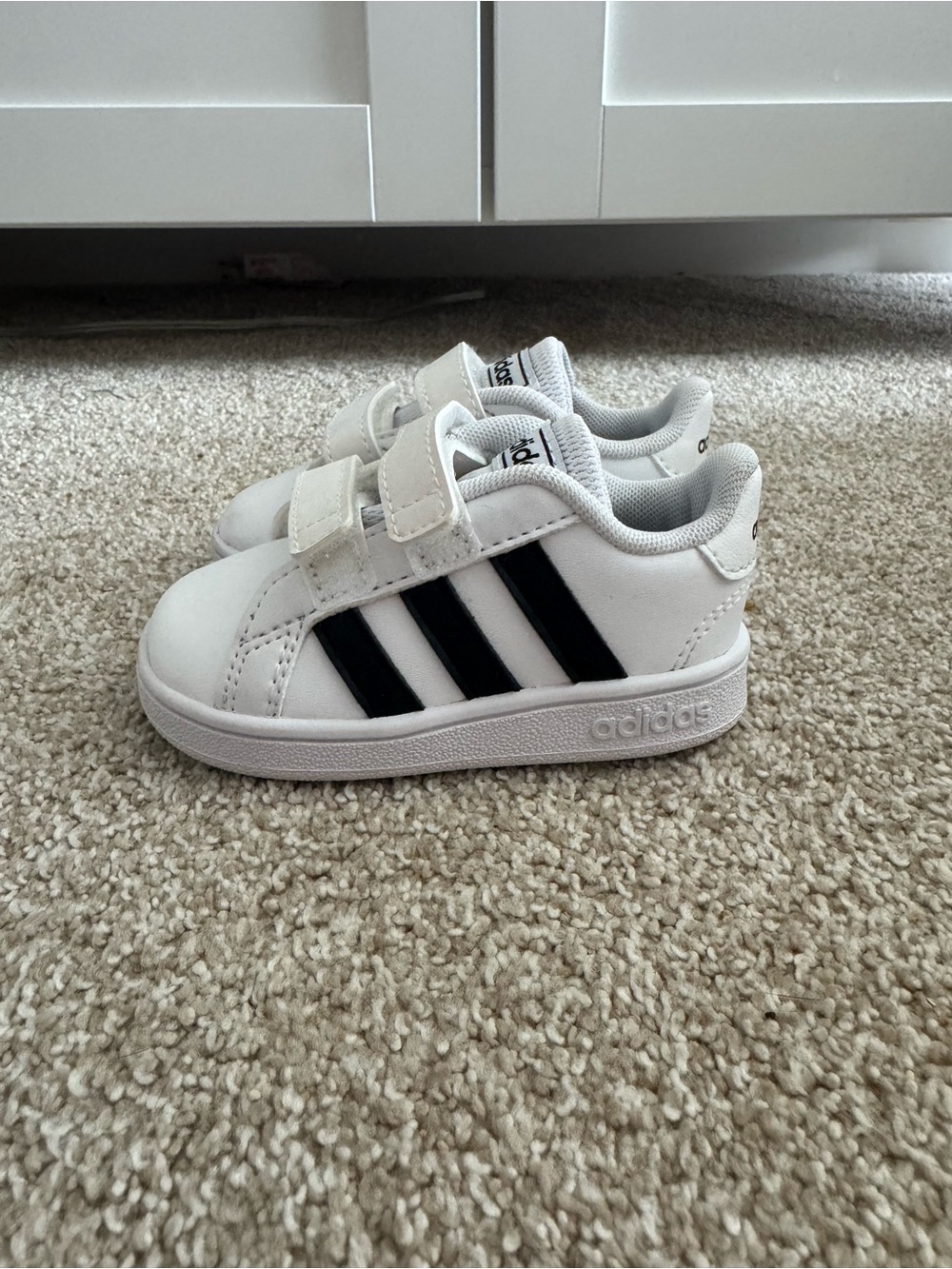 adidas Kids White and Black Velcro Strap Sneakers